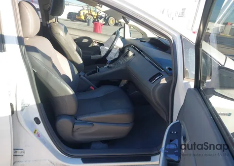 2010 Toyota Prius V from USA, damaged, VIN JTDKN3DU0A0155674